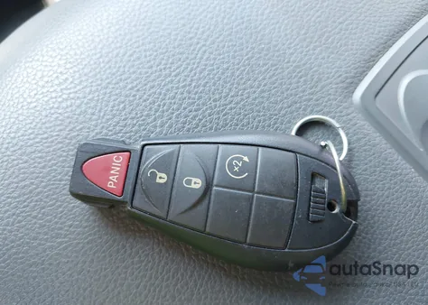 2019 Ram 1500 Classic Warlock 4X4 5'7 Box z USA, uszkodzony, nr VIN 1C6RR7LG6KS676529